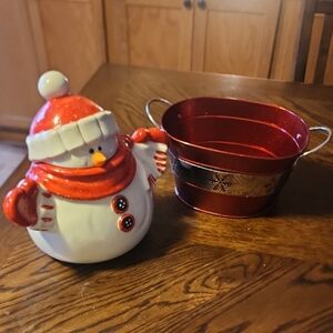 T.J.Maxx Red and White Snowman Decor Set